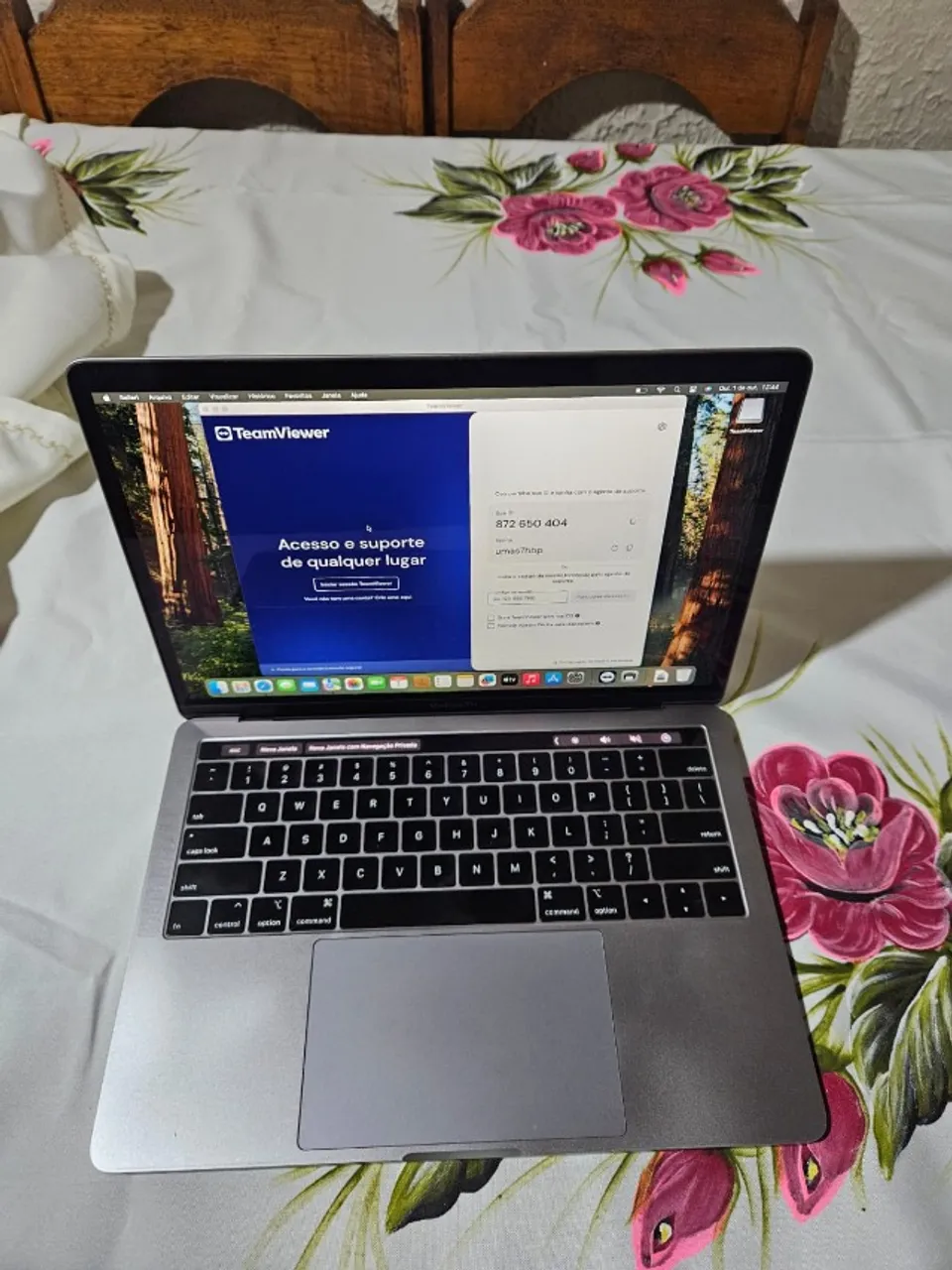 macbook pro touch bar 2019