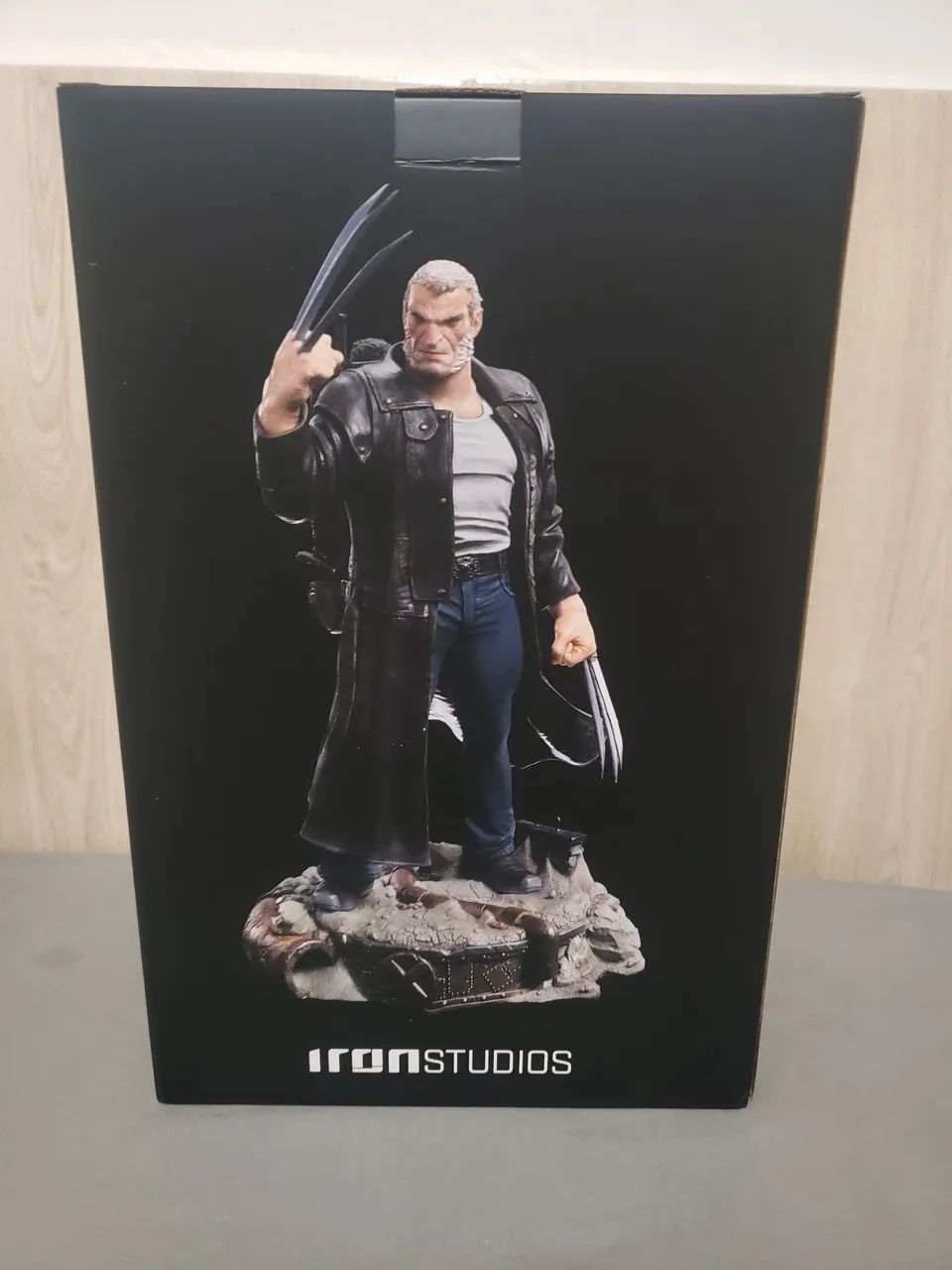 Old man Logan (Wolverine) - Iron studios  - Foto 2