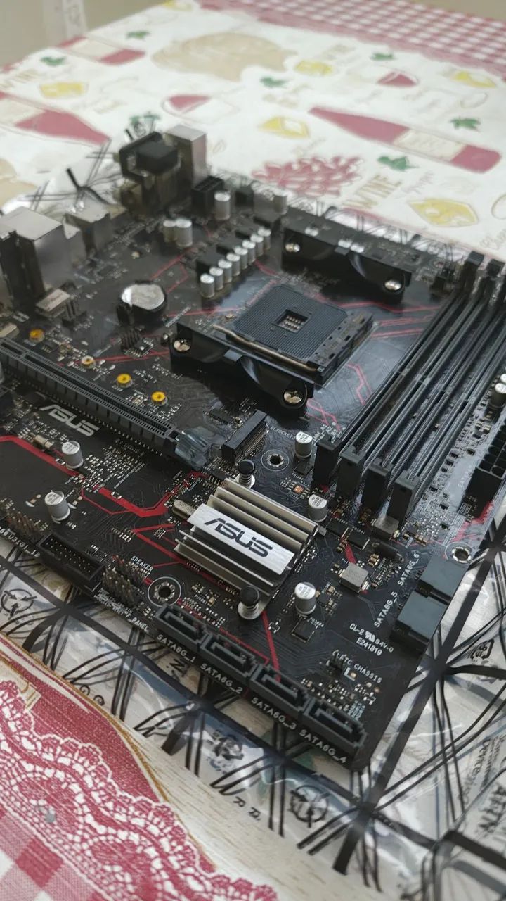 Placa mãe Asus B450M Gaming/BR - Foto 2