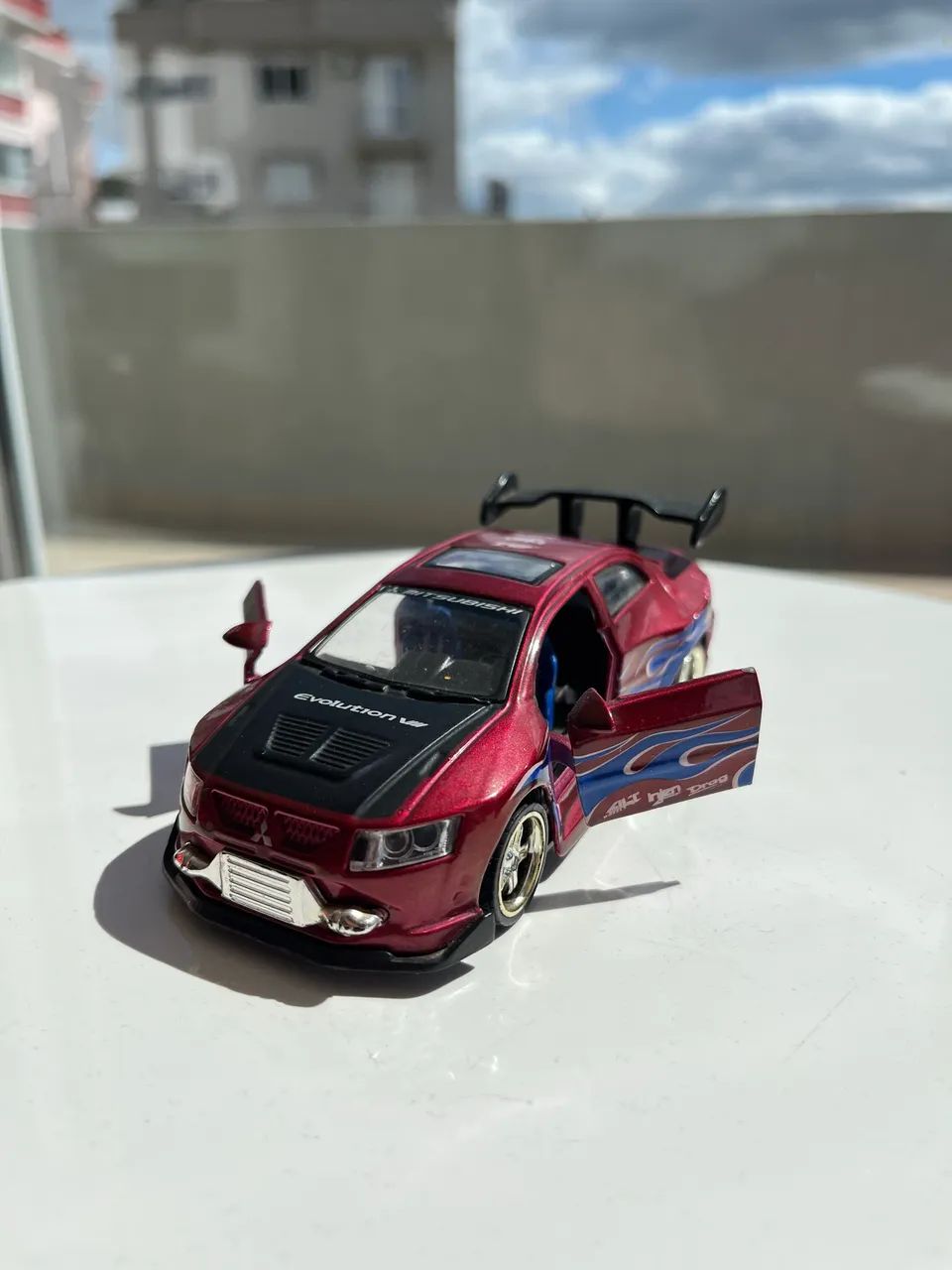 Miniaturas Ferrari e Mitsubishi Lancer 1/38 - Foto 2