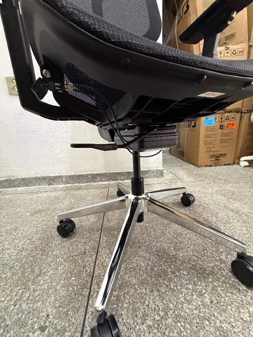 Cadeira DT3 Ergonomie 4D toda em Mesh - Foto 5