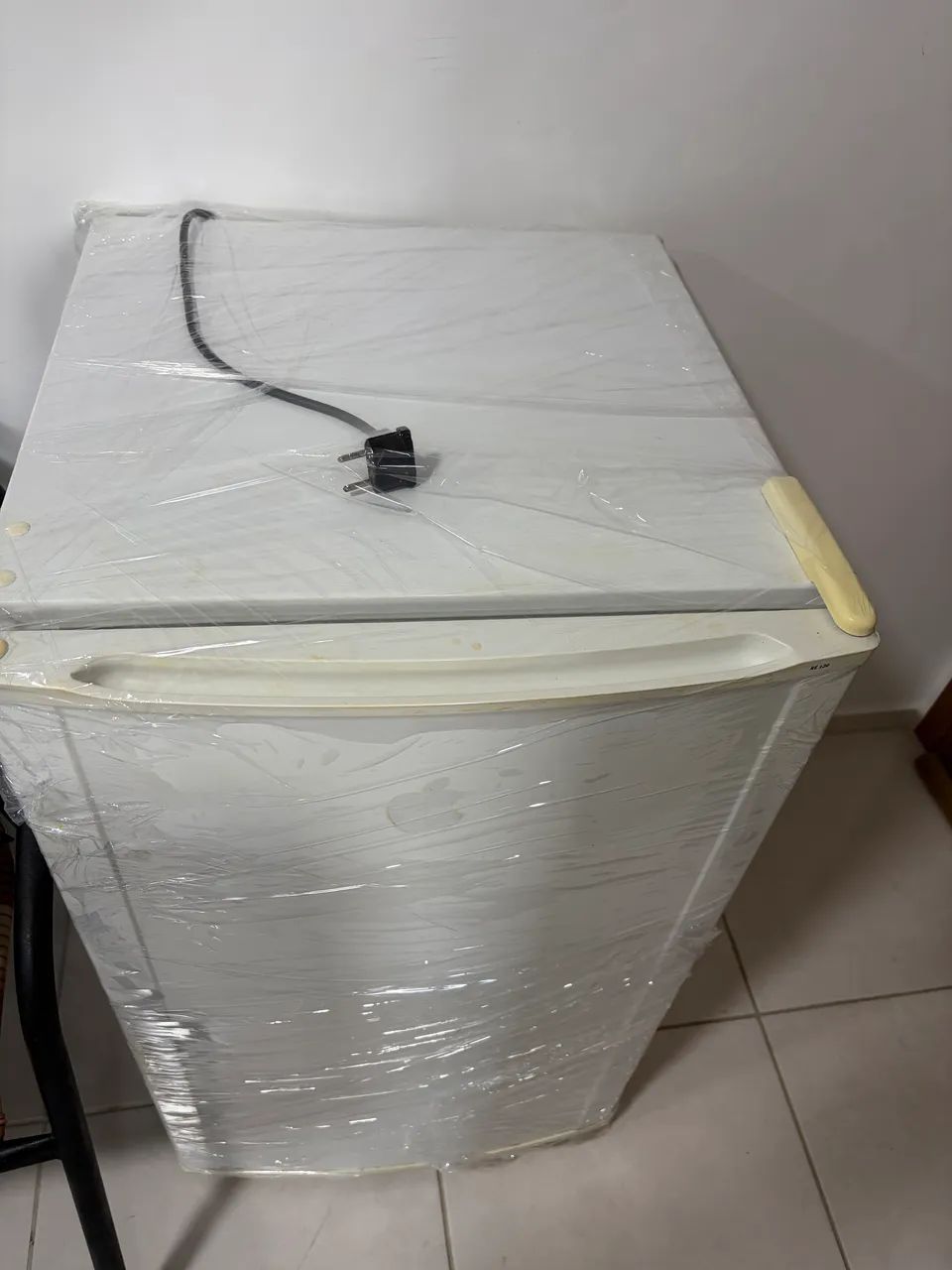 Frigobar Electrolux RE 120