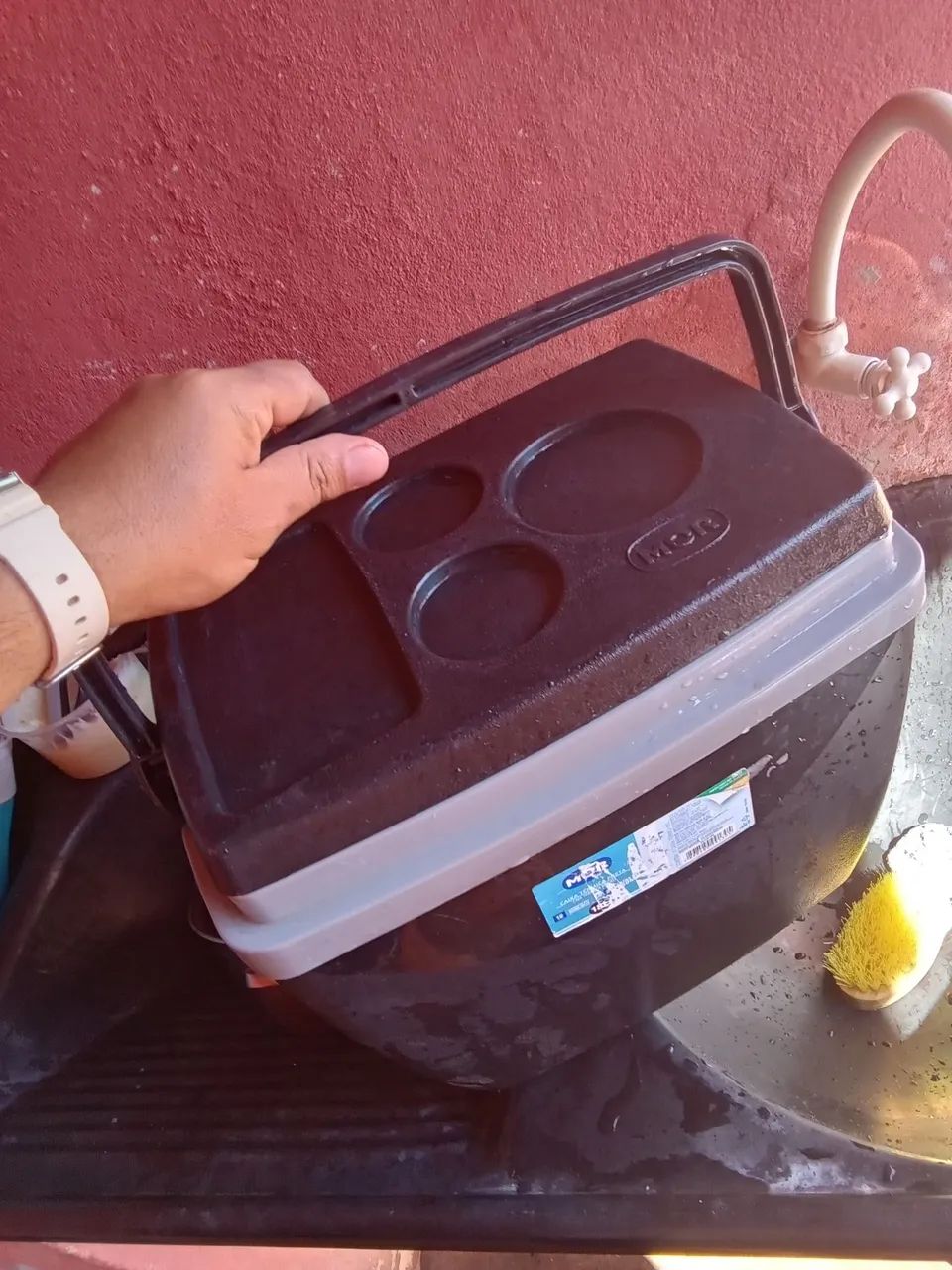 Caixa termina  18l