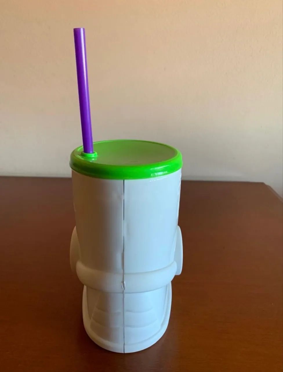 Copo Cinemark toy story 4 bota buzz - Foto 4