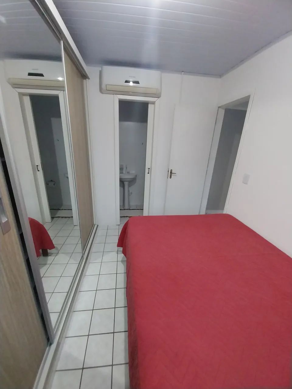 CASA COM EDICULA VARGEM BOM JESUS  - Foto 4