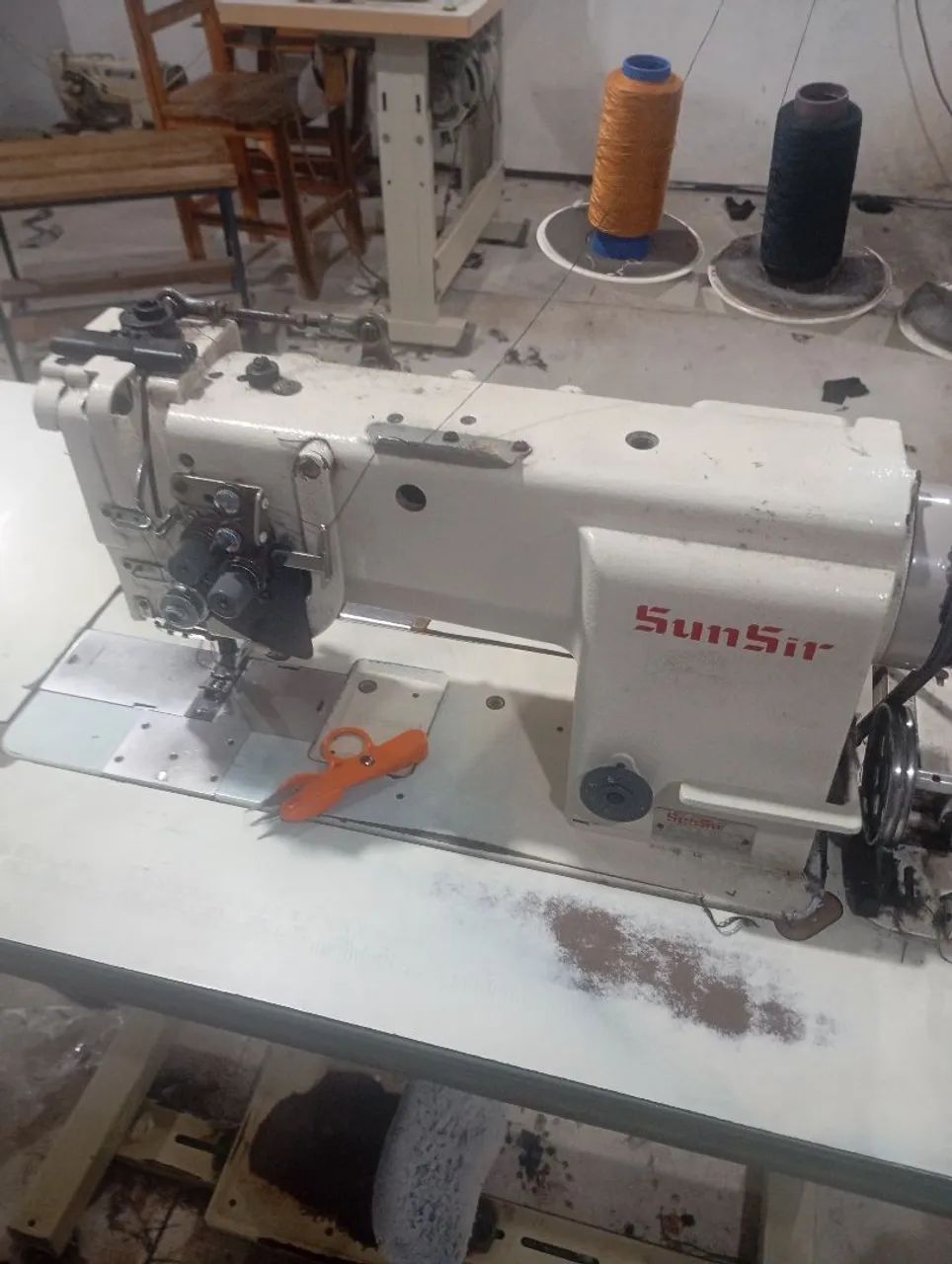 Vende-se máquina de costura industrial pra jeans cosevadas contato *91 - Foto 6