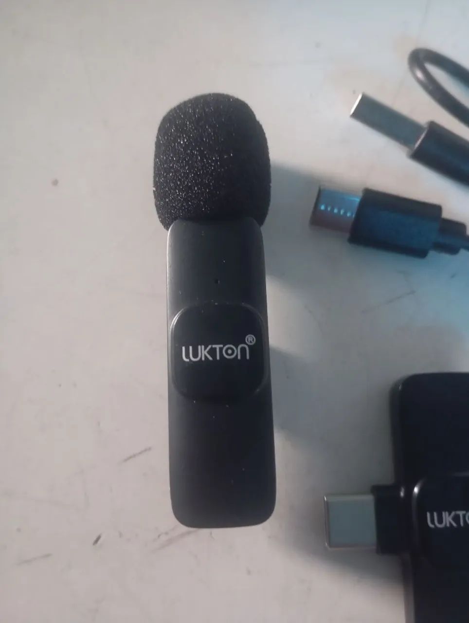 Microfone de Solapa Sem Fio Lukton para Celular (Novo na Caixa) ACEITO PROPOSTA!!! - Foto 3