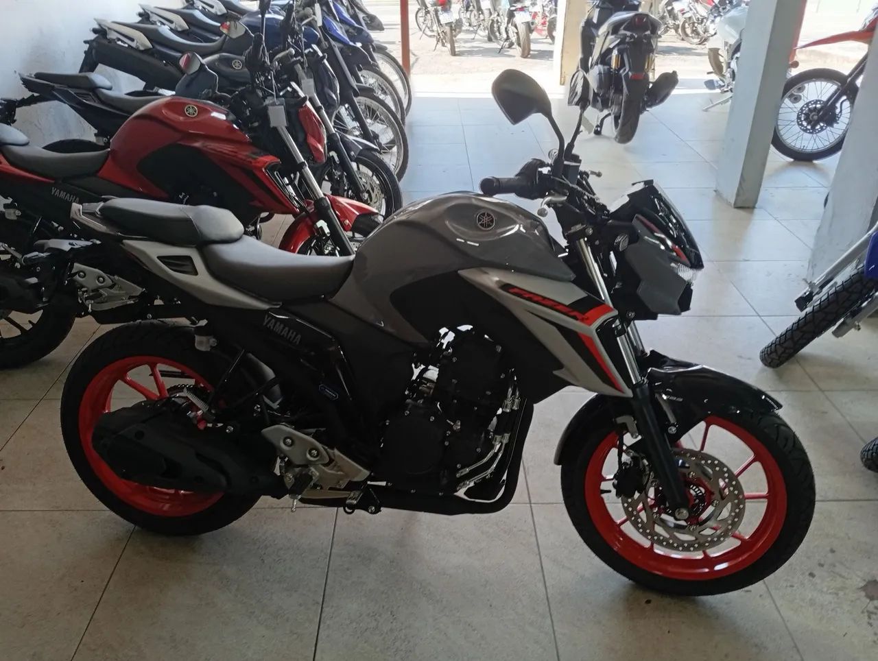 FZ25 2026/26 zero km - Foto 4