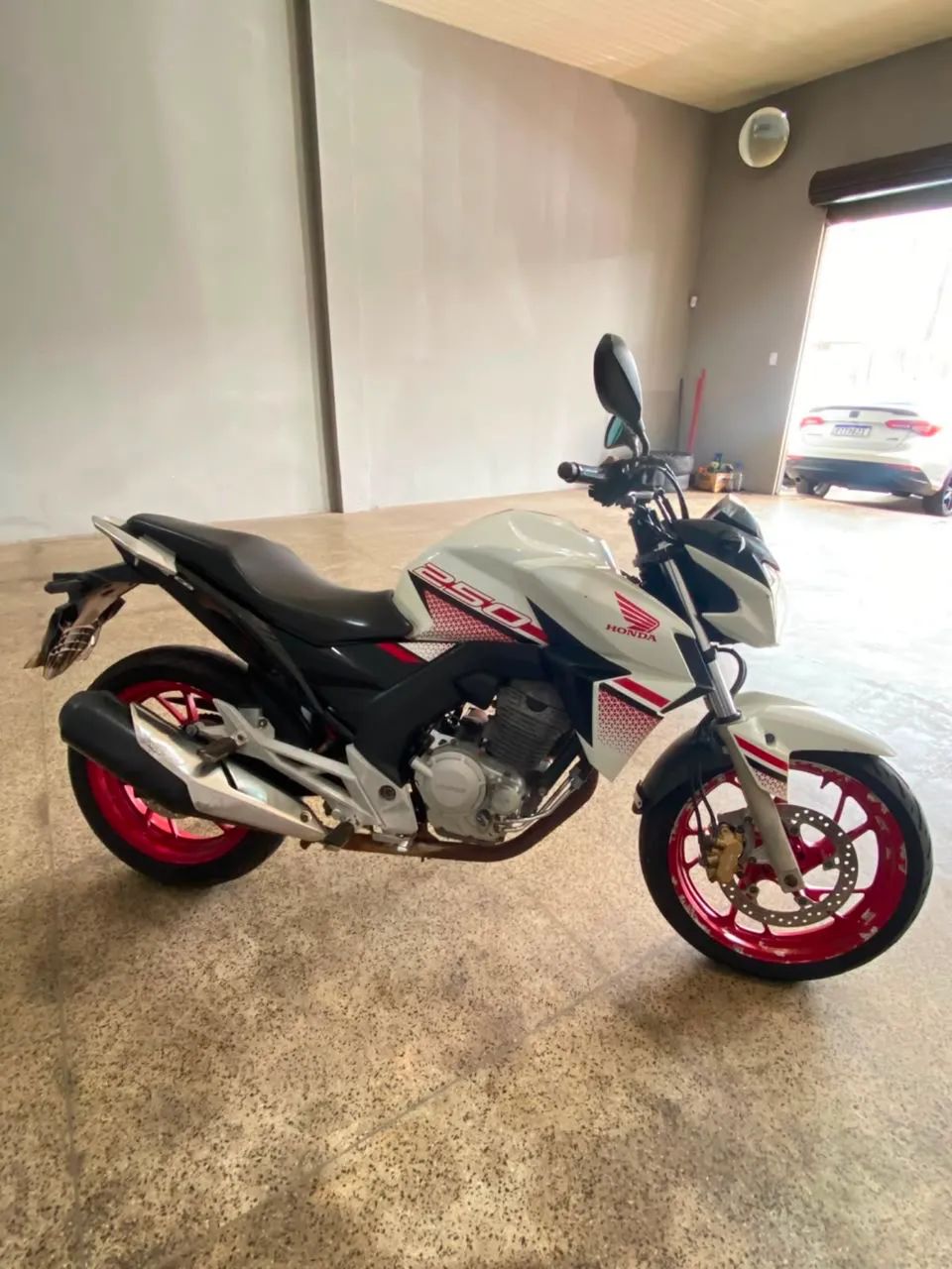Cb 250 - Foto 2