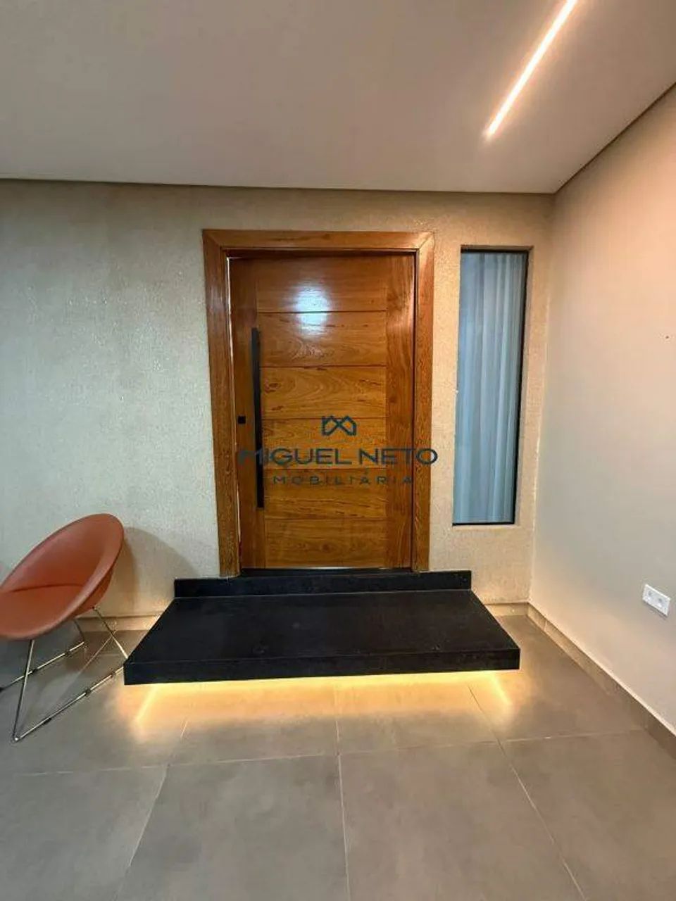 CASA DE ESQUINA, MODIFICADA E PORTEIRA FECHADA NO CONDOMÍNIO ÍRIS - Foto 3