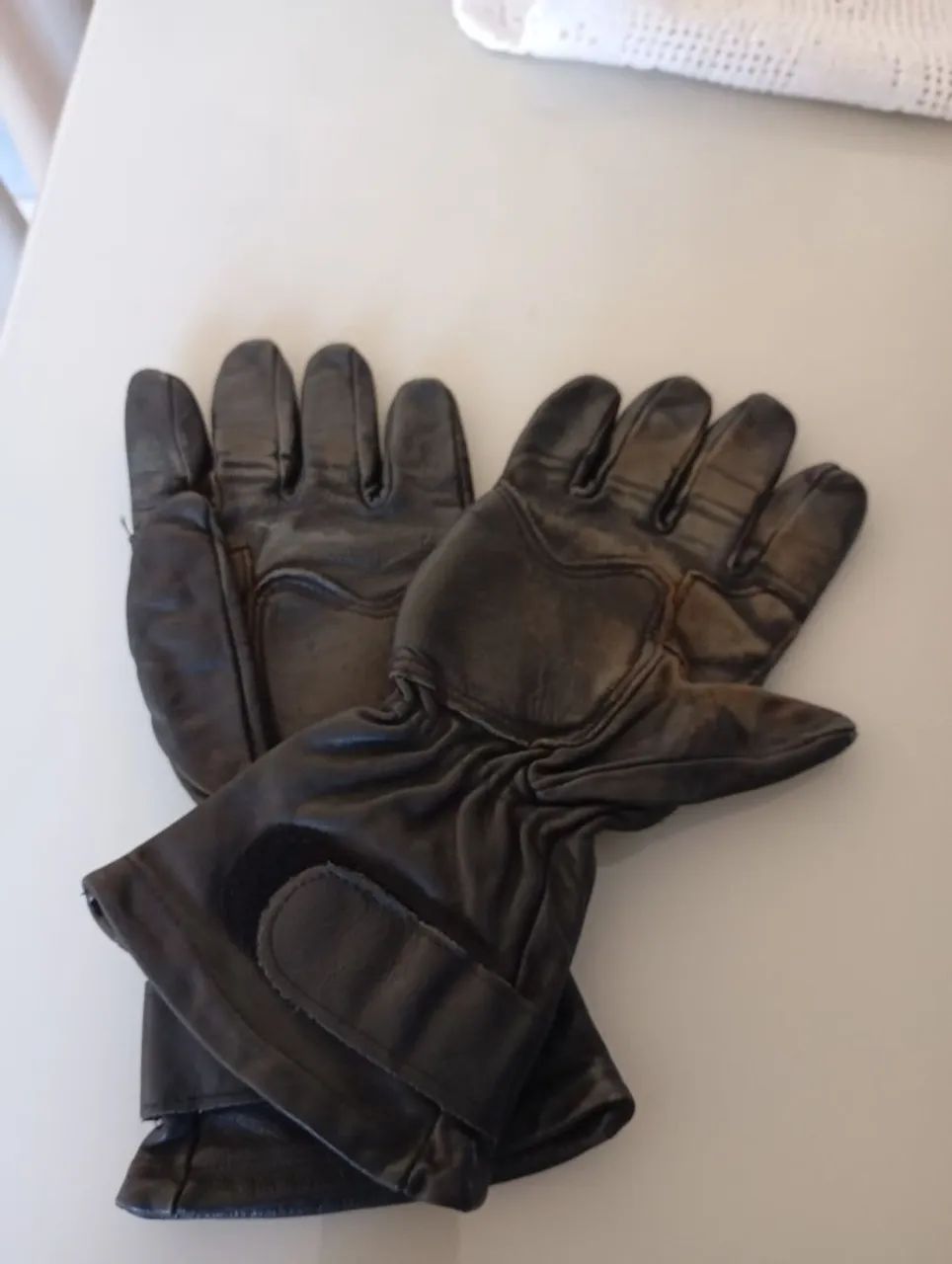 Vendo luva de couro usada - Foto 2