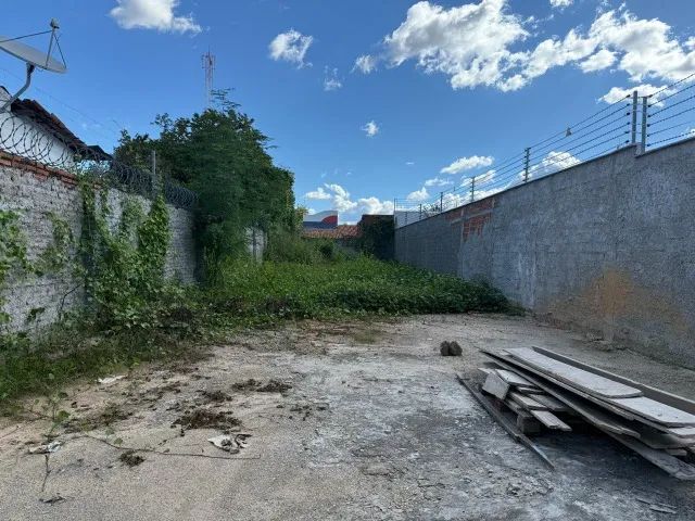 Terreno no centro da cidade 279m²