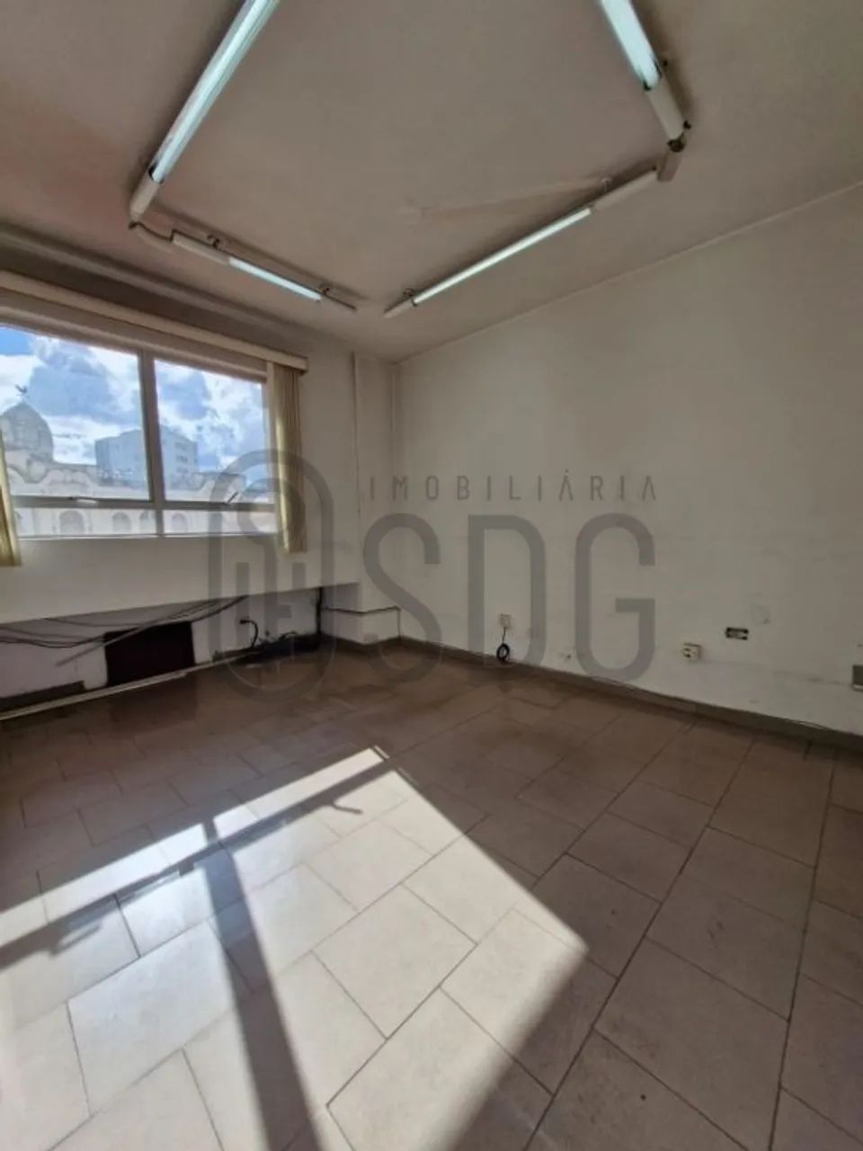 LOCACAO DE SALA COMERCIAL NO CENTRO DE CURITIBA - Foto 3