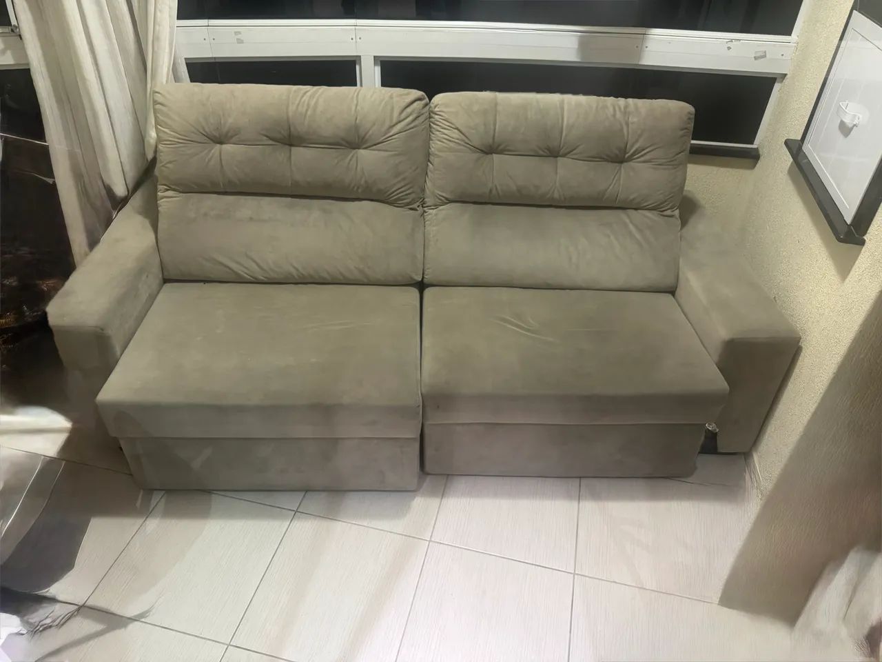 Sofá cama 2 lugares bege - Foto 2