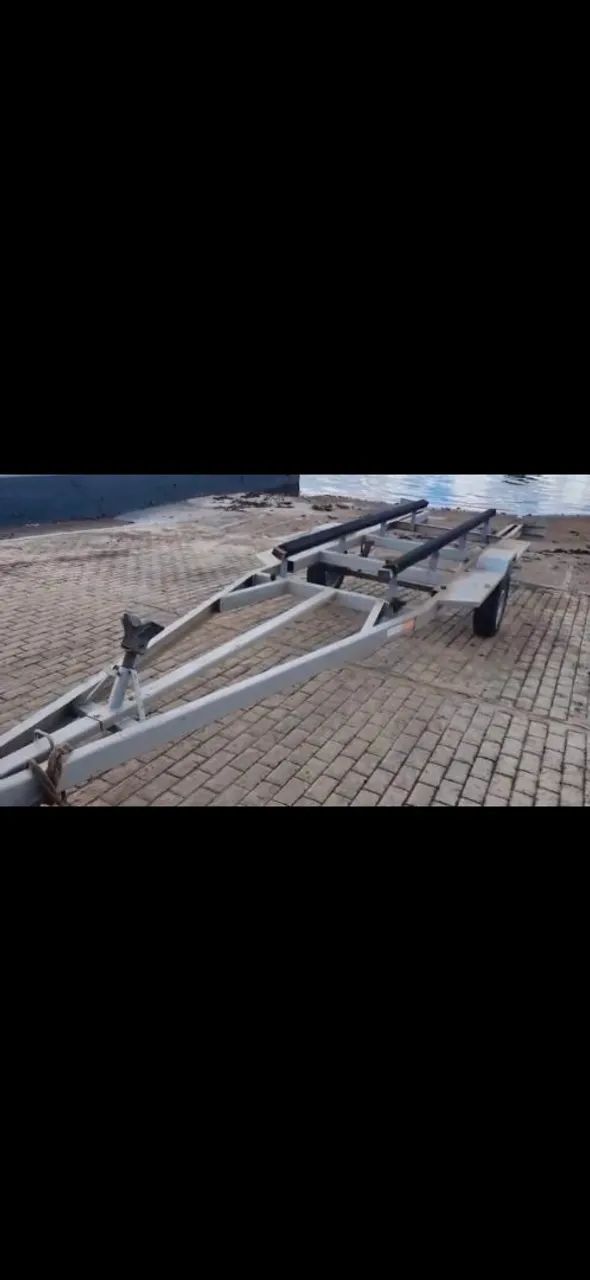 Carretinha para lancha 18 pes