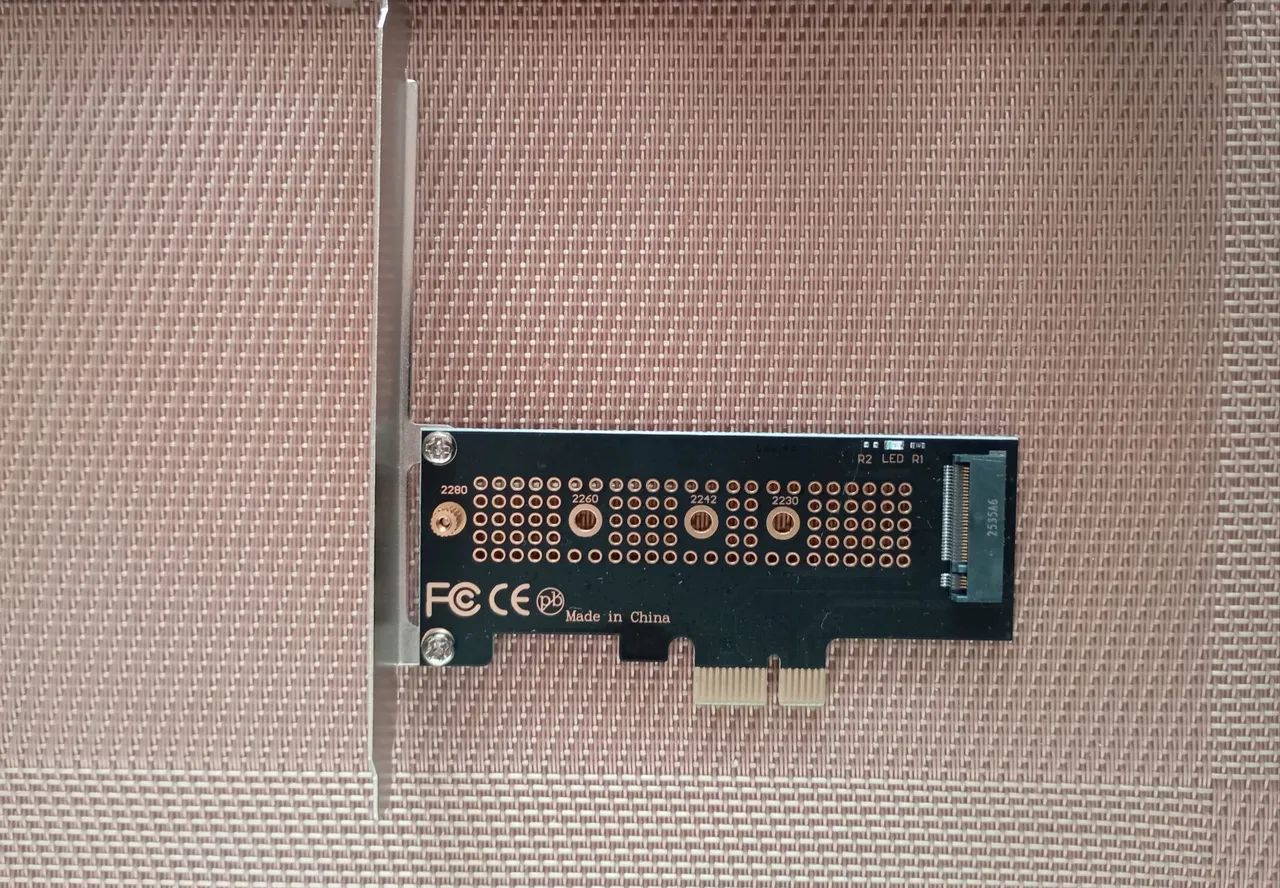  Placa adaptadora de SSD M.2 para PCI-Express 1x