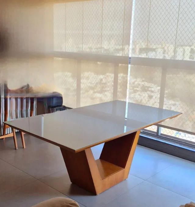 MESA DE JANTAR RETANGULAR PARA 6 OU 8 LUGARES - TAMPO DE VIDRO - Foto 2