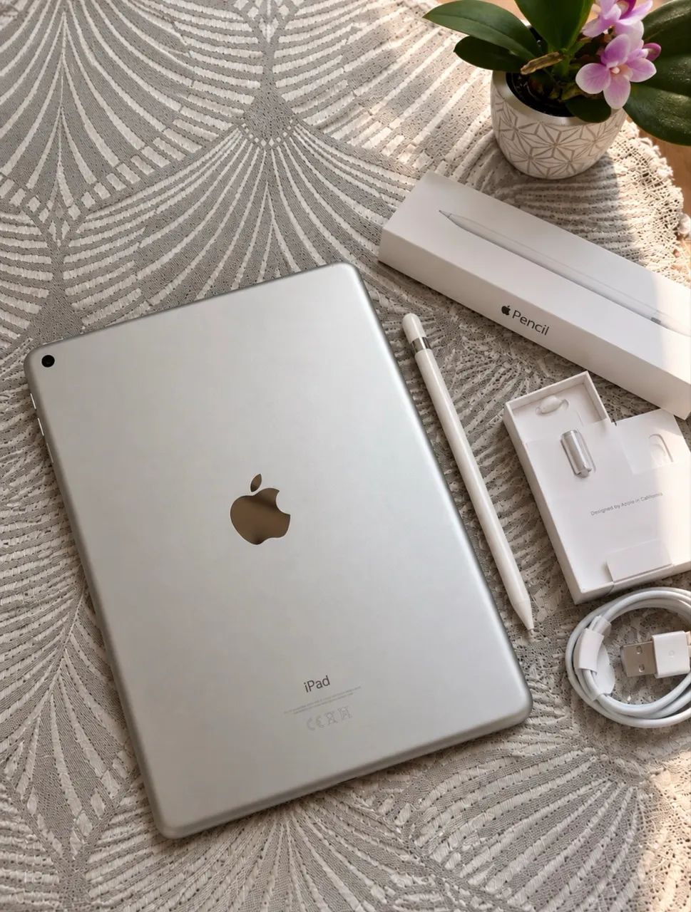 iPad 9ª Geração + Apple Pencil - Impecável