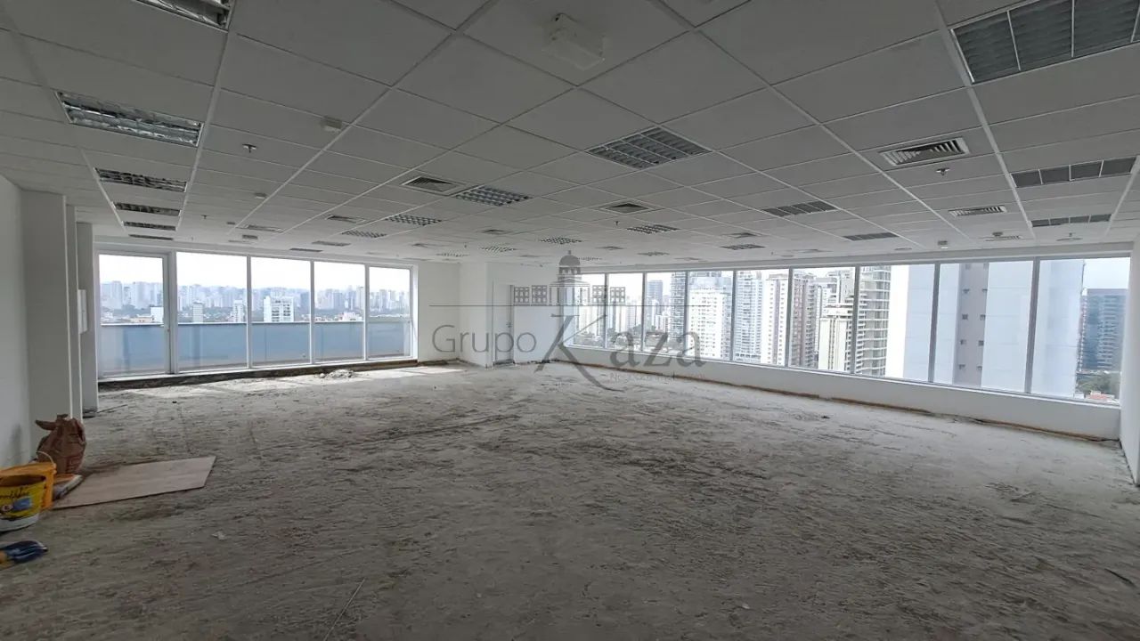 Conjunto Comercial - Brooklin - 192m².