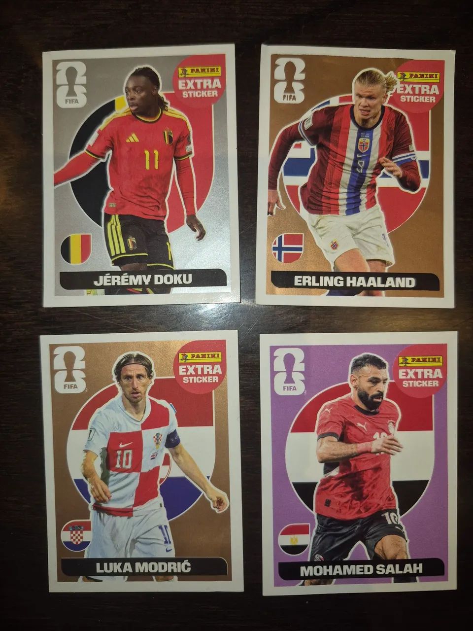 4 figurinhas Legend 
