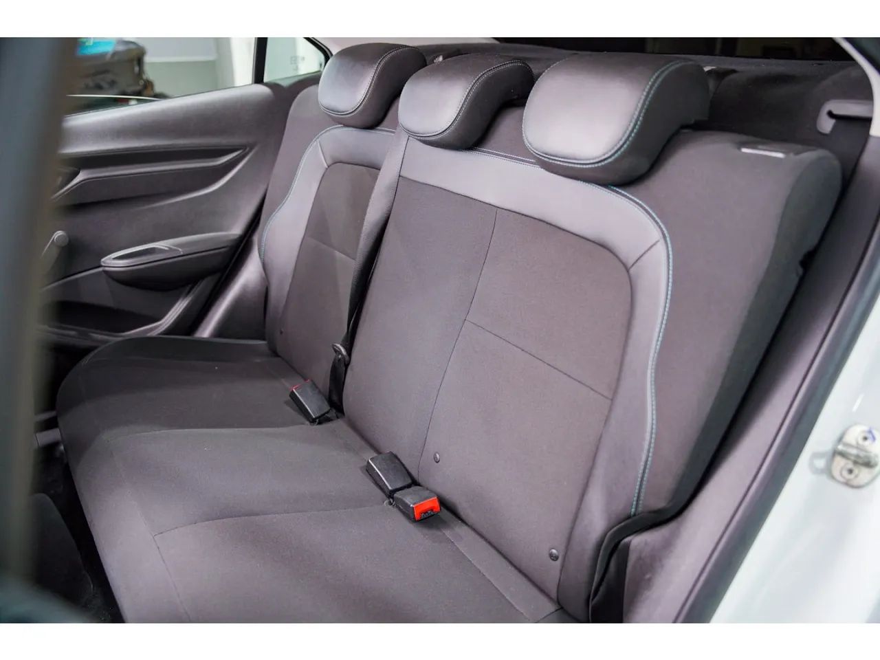 Chevrolet JOY Plus Black Ed.1.0 8V 4p Flex Mec., foto 13 de 20
