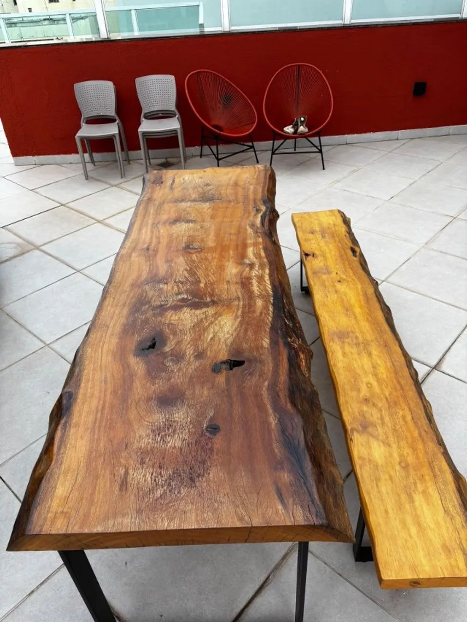 Mesa e Banco em Madeira Pequiá - Foto 2