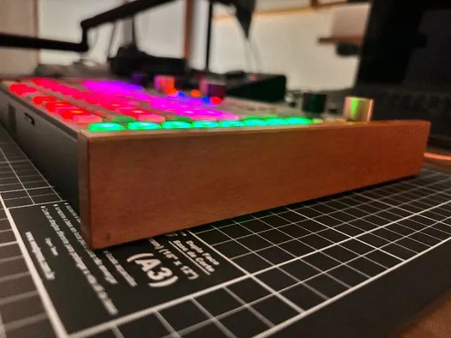 Synthstrom Deluge - Foto 3