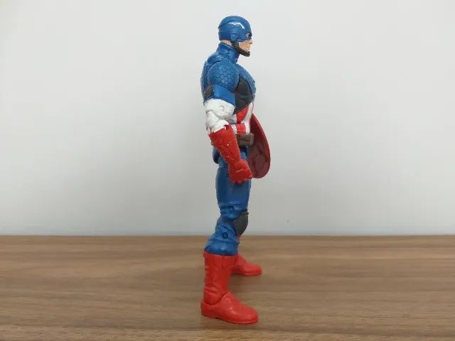 Boneco Capitão América Marvel Legends - Foto 3