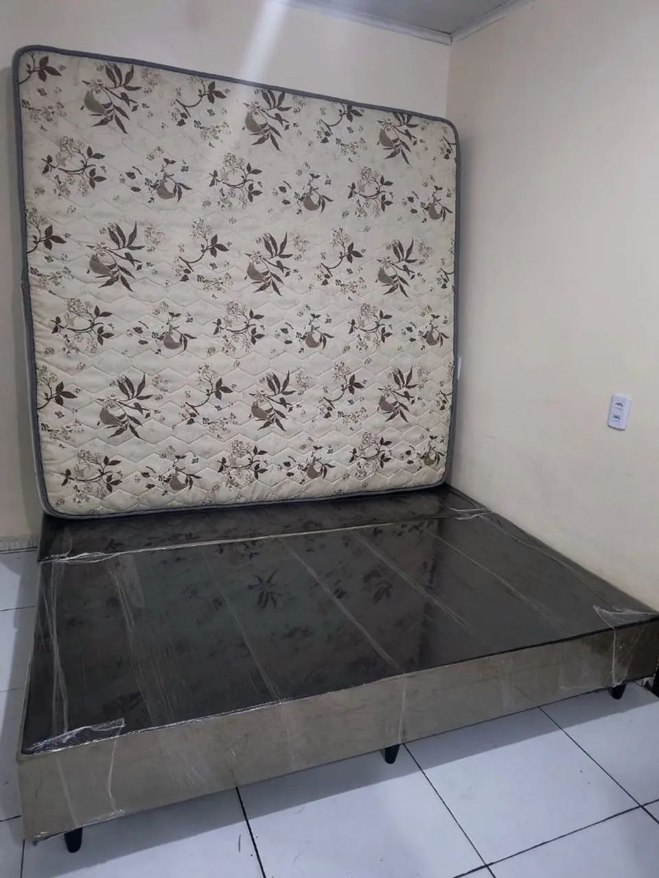 Cama Super King Bases Mais Colchão De Mola Ensacada 