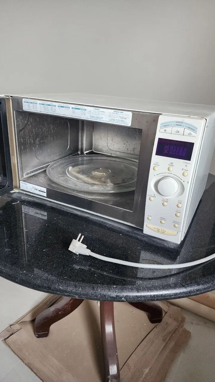 Microondas Brastemp 38l 220V - Foto 3