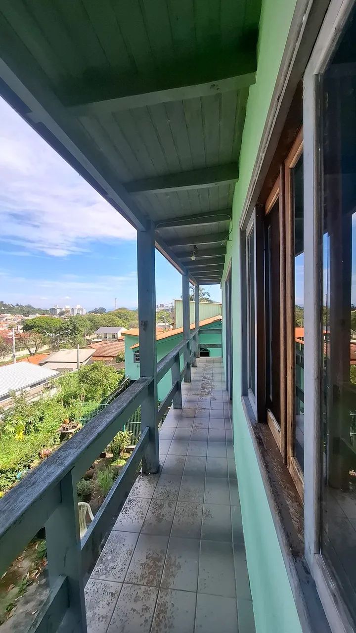 Casa de dois pavimentos no Monte Verde  - Foto 2