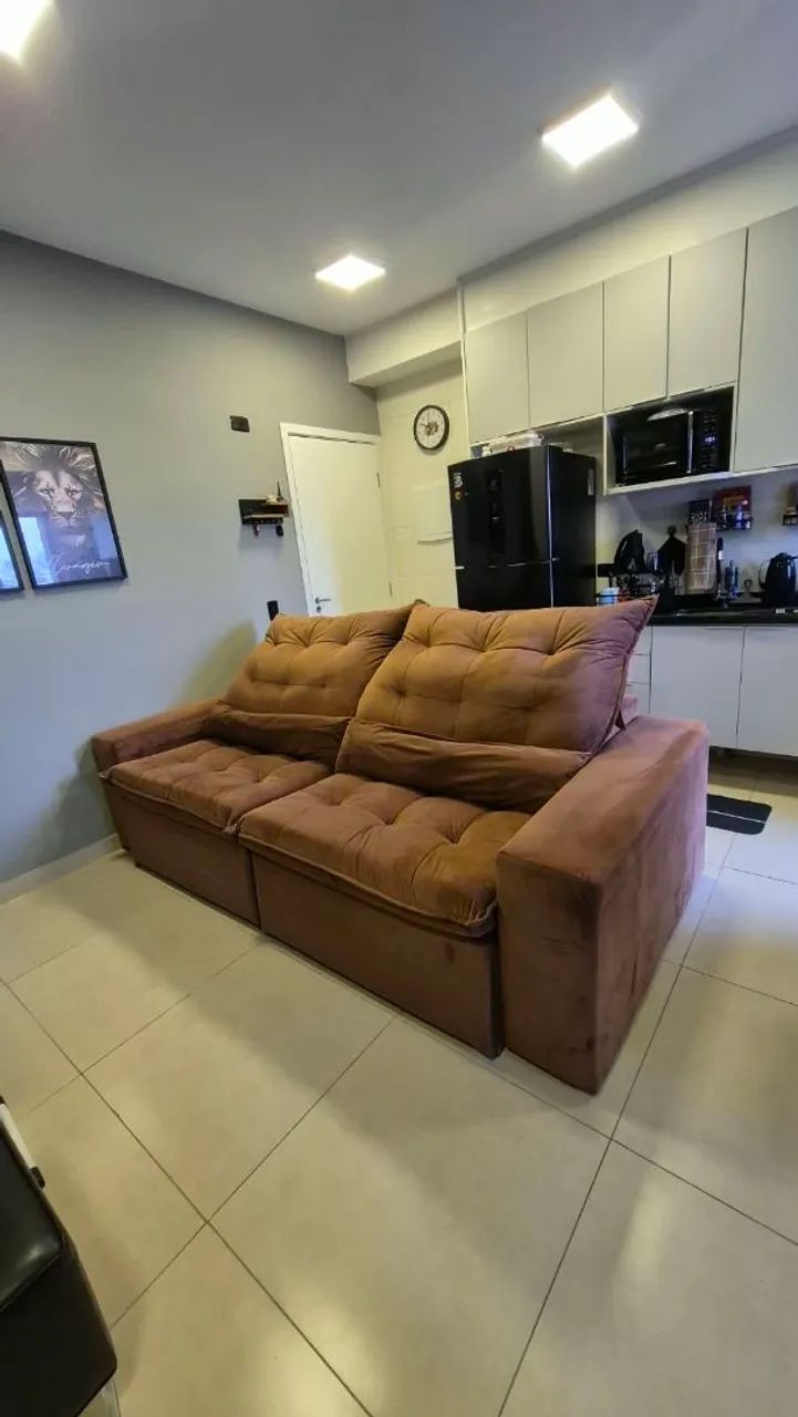 Sofa retrátil e reclinável 3 lugares marrom - Foto 2