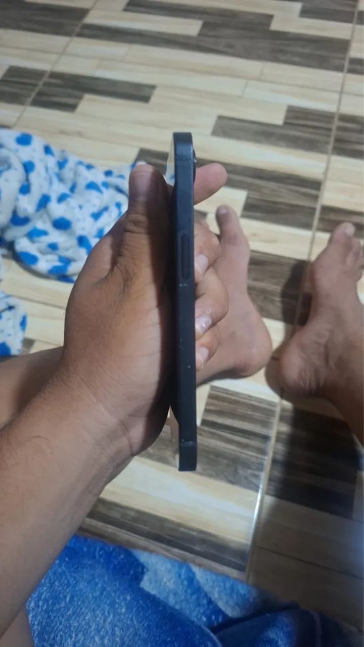 iPhone 16e - Foto 3