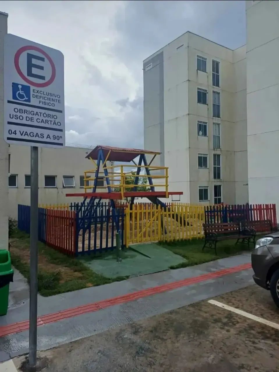 ALUGA-SE  Vista das Copaíbas / térreo com 2 Gardens. - Foto 3