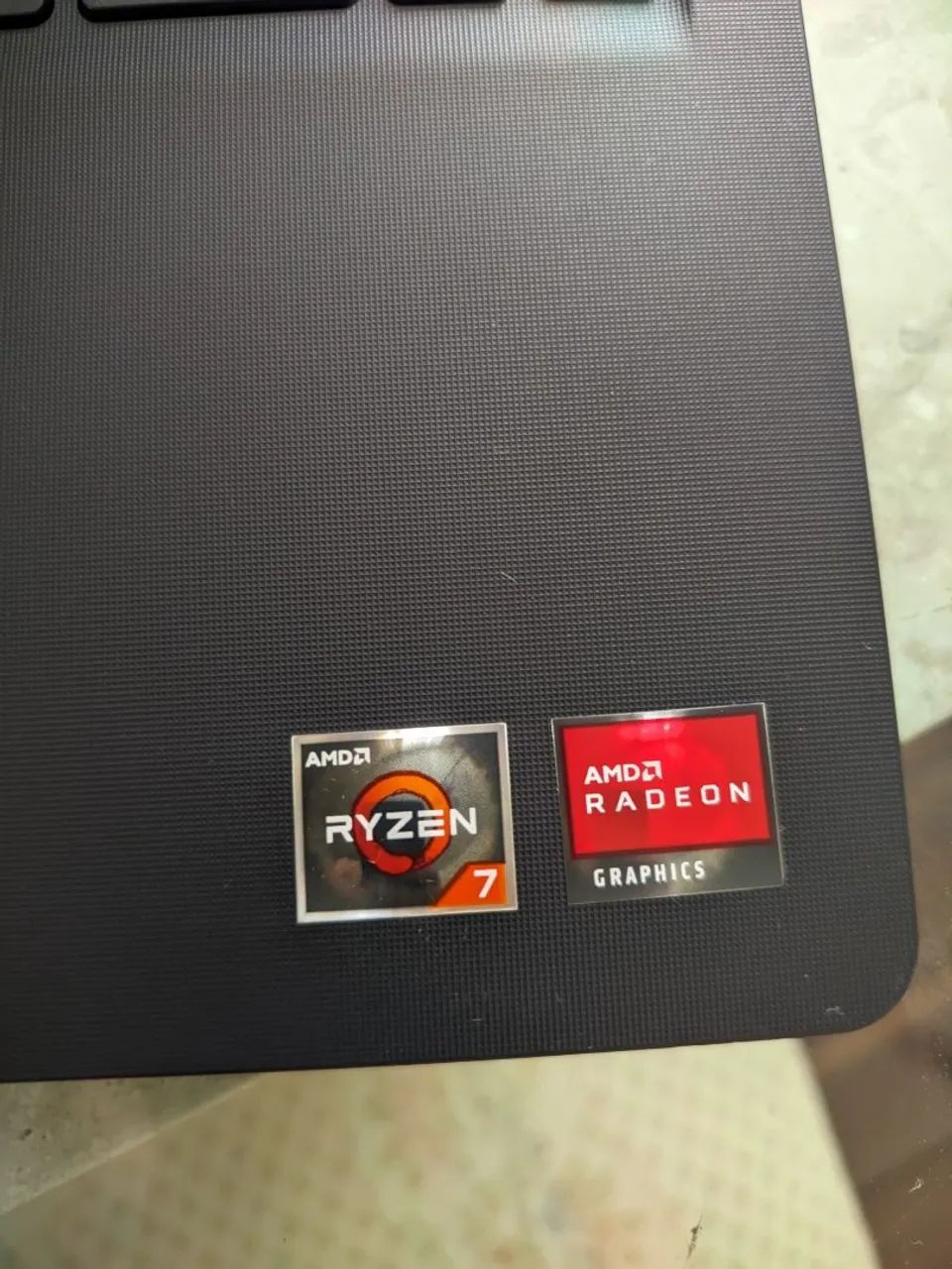 Notebook Dell Vostro 3515 - Amd Rayzen 7 - 256Gb SSD - 8Gb RAM - Foto 2