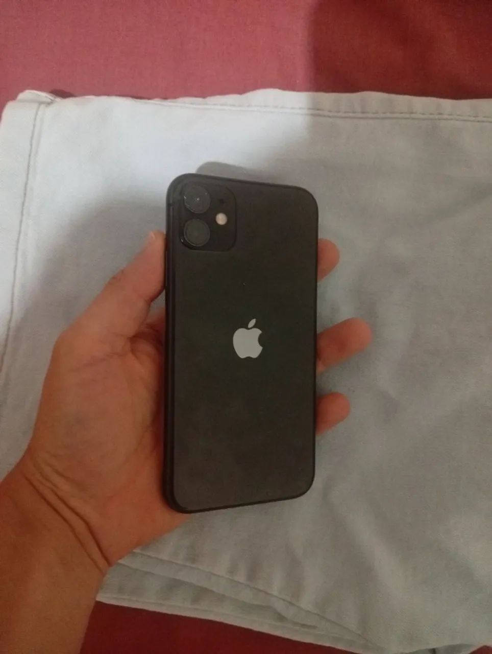 iPhone 11 Black 128gb - Foto 2