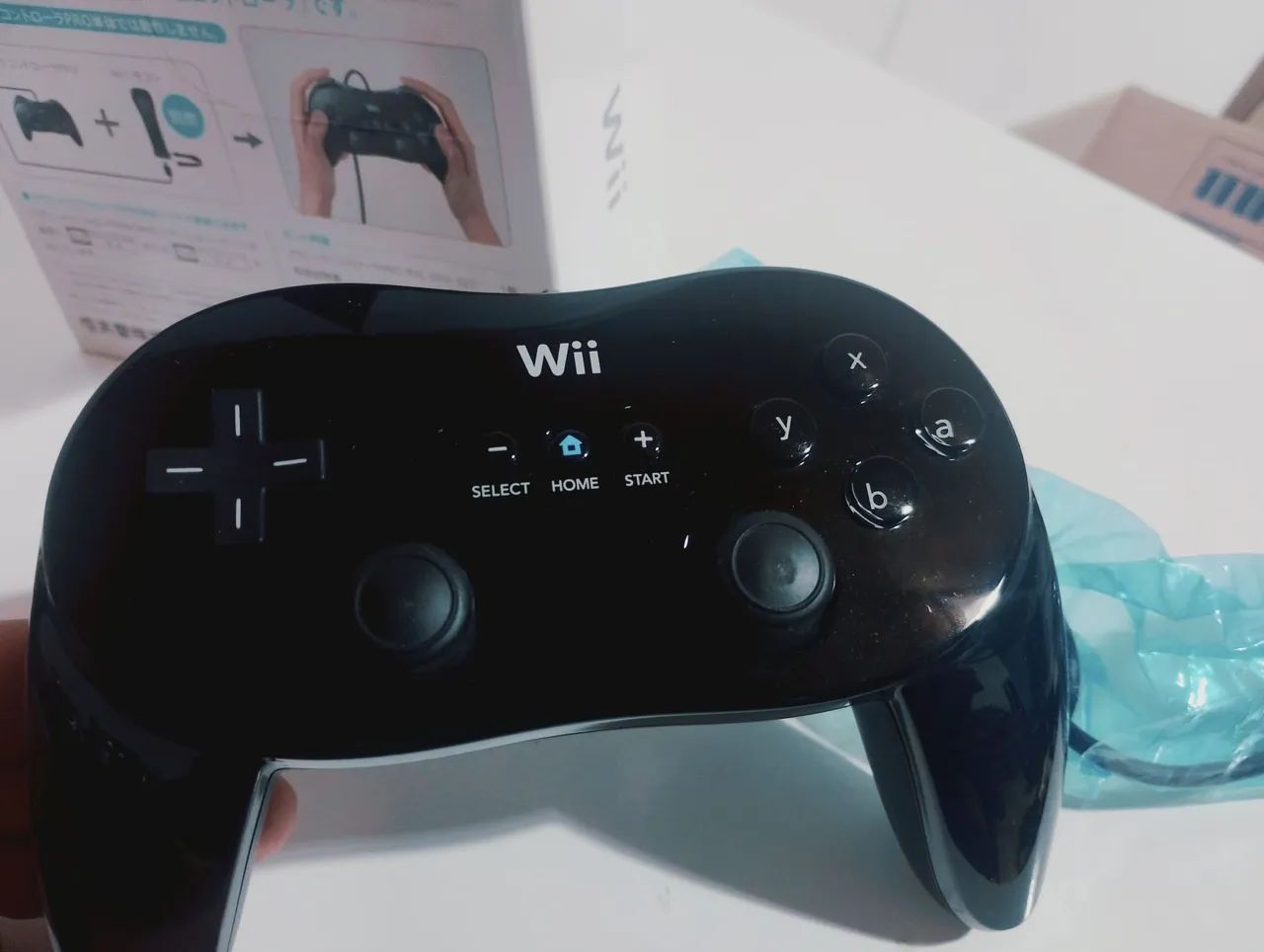 Pro Controller Wii semi novo  - Foto 4
