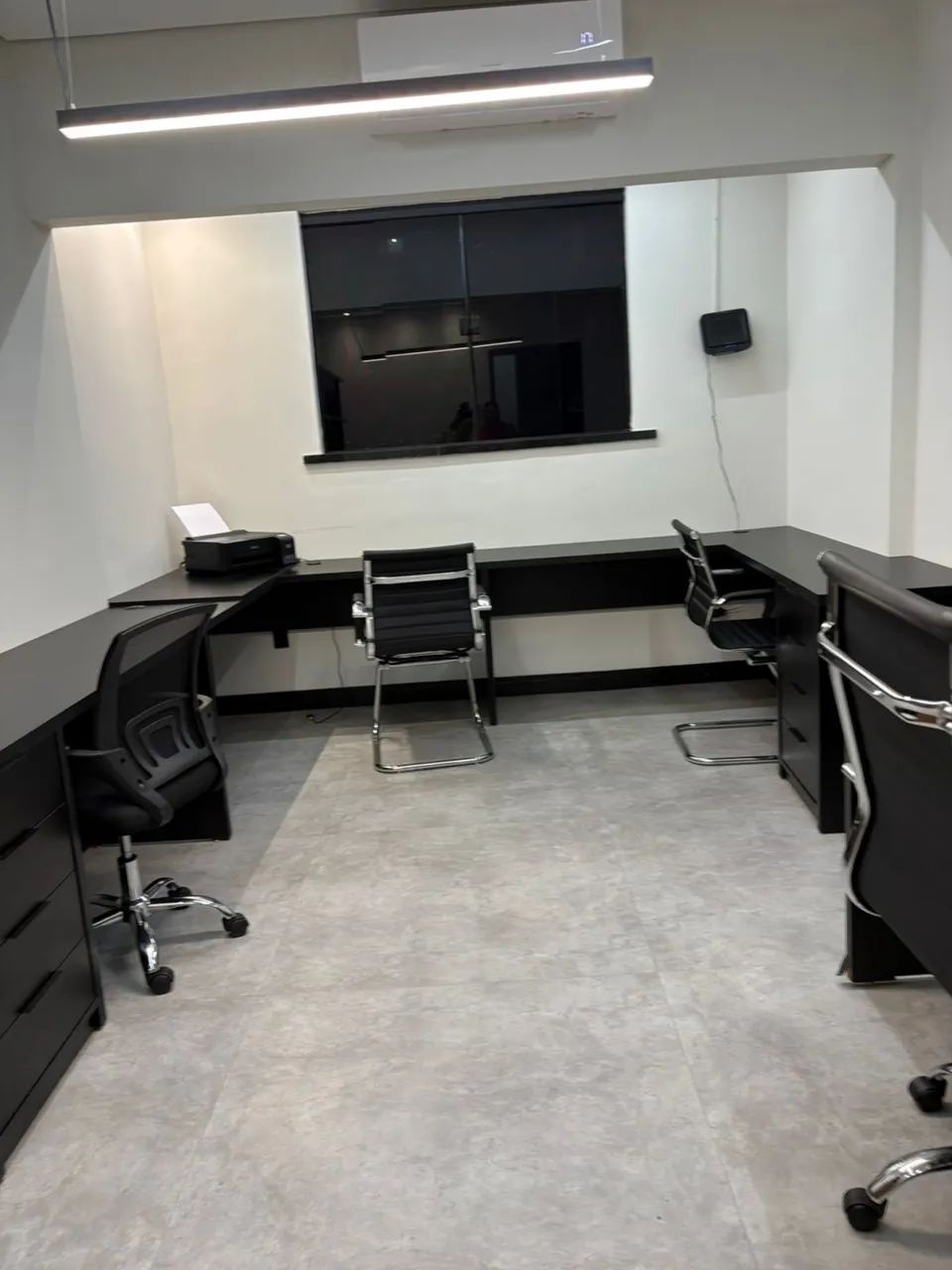 Aluguel de sala de escritório mobiliado 