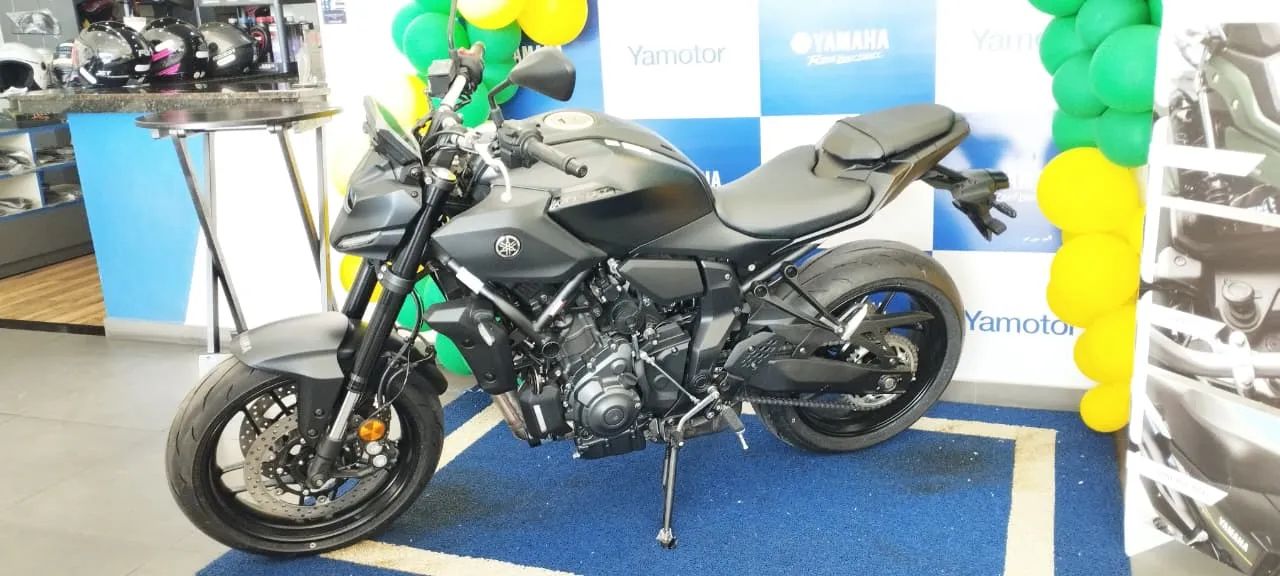 Yamaha MT-07 700 cc  - Foto 4