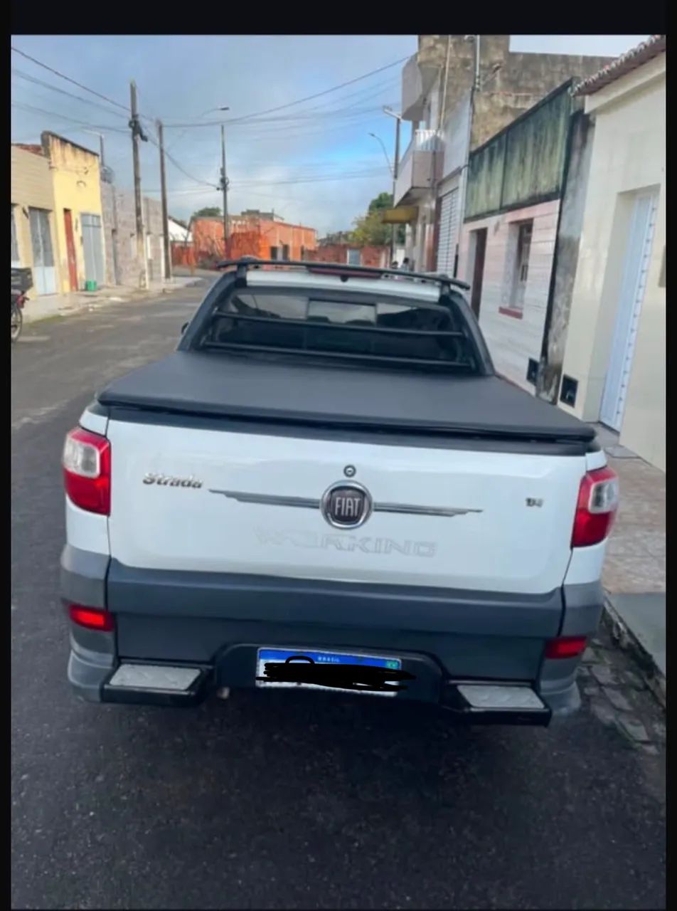 Fiat Strada Working Hard 1.4 Fire Flex 8V CE 2015 - Foto 2