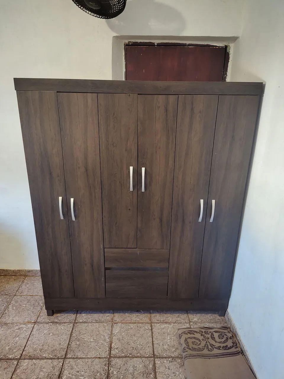 Guarda roupa novo 