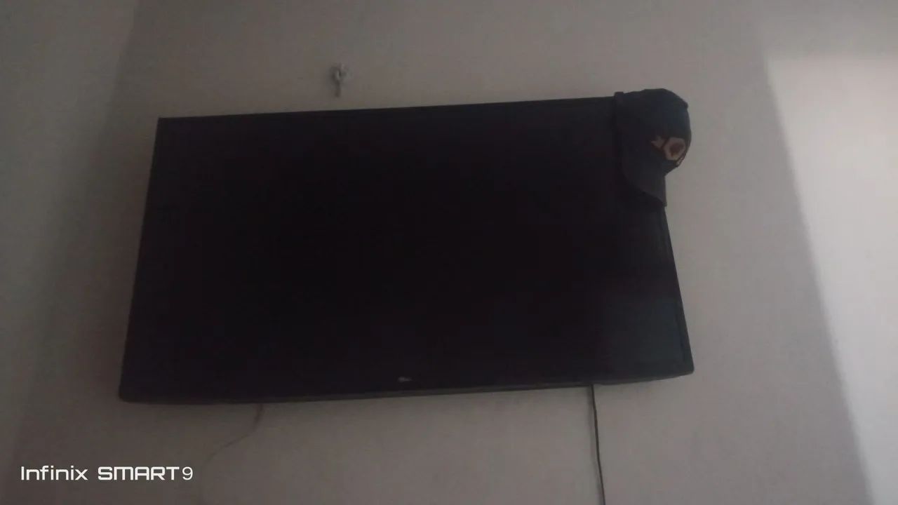 Tv pra retirada de peças 
