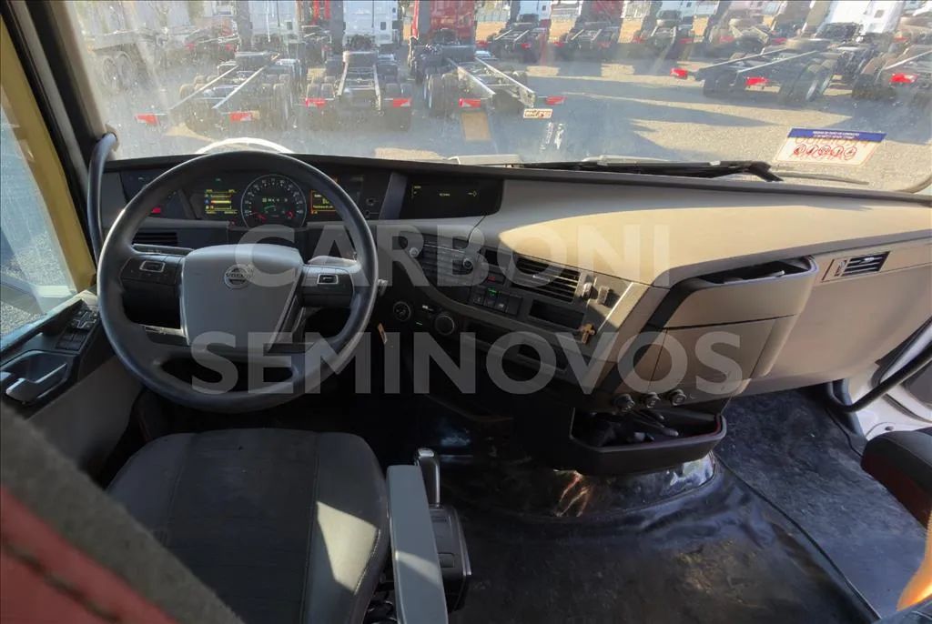 FH 460 6X2T GLOBETROTTER 2020/2021 - Foto 11