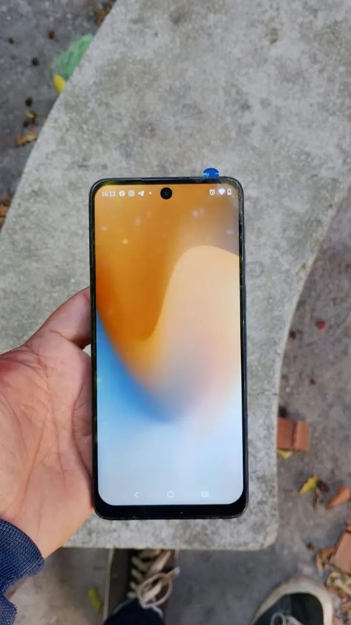 Celular semi novo pra vender lijeiro  - Foto 2