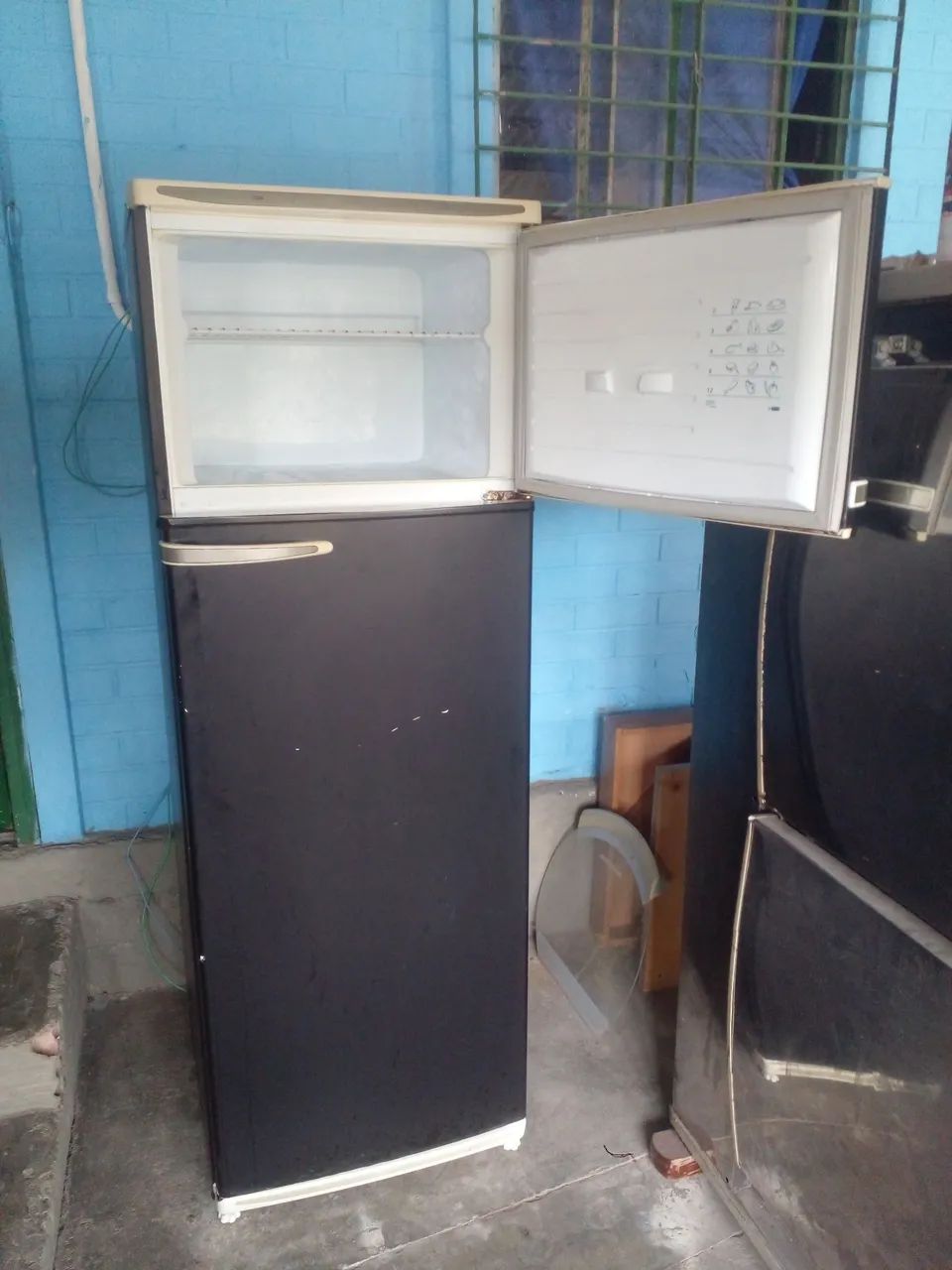 Vendo geladeira DAKO DUPLEX  - Foto 4