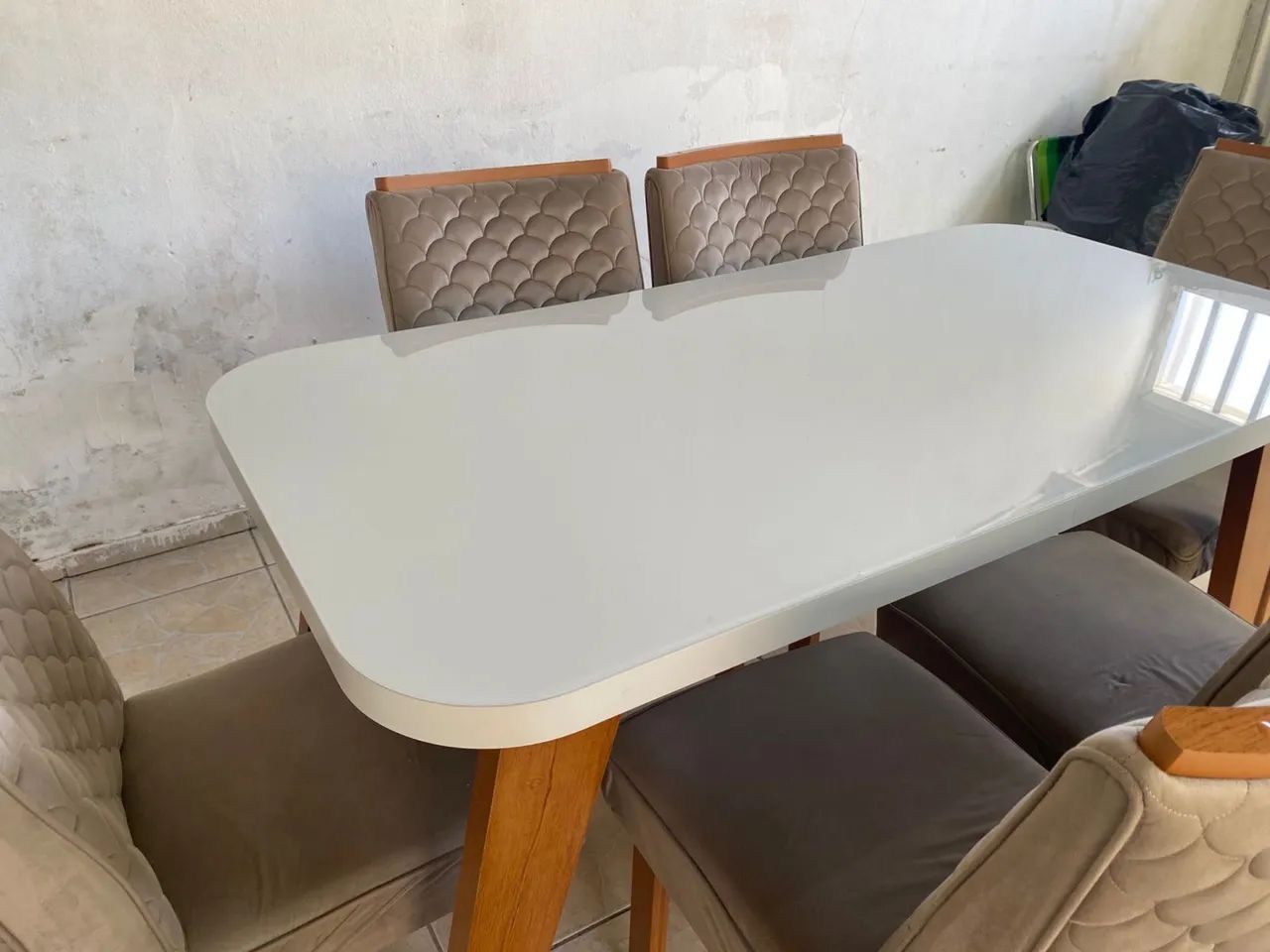 Mesa 6 cadeiras 