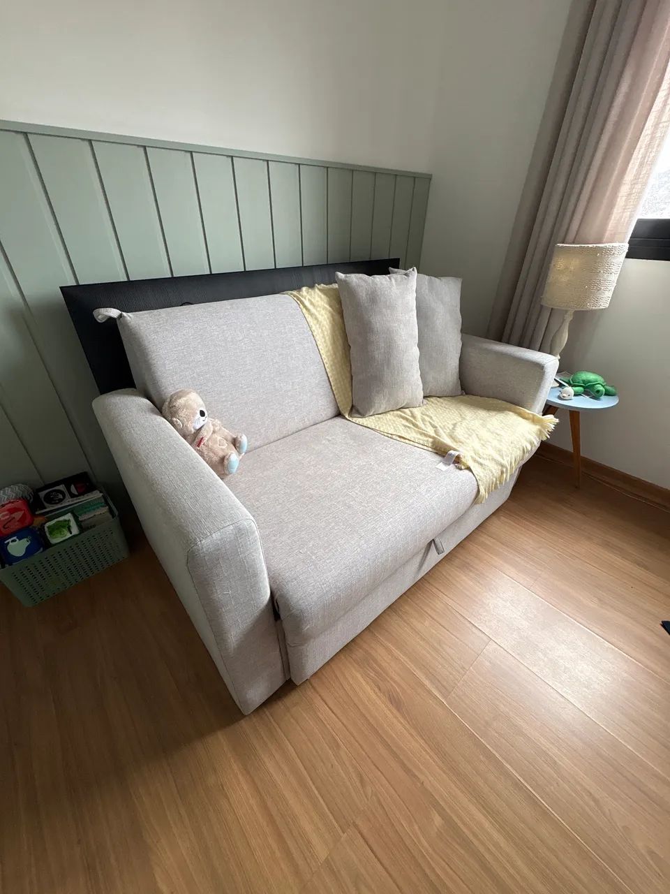 Sofá cama inteiro