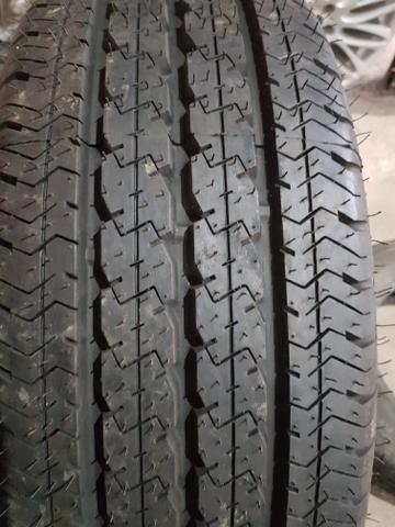Pneu novo 205/70r15 106/104 Pirelli Chrono