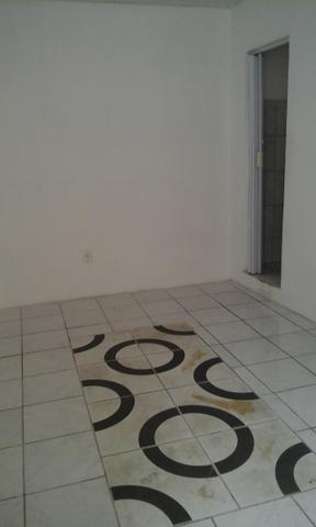 Vendo casa 1/4 em São Caetano Salvador