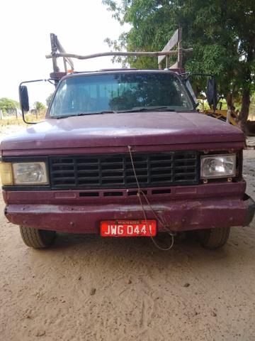 Vende-se caminhão D40